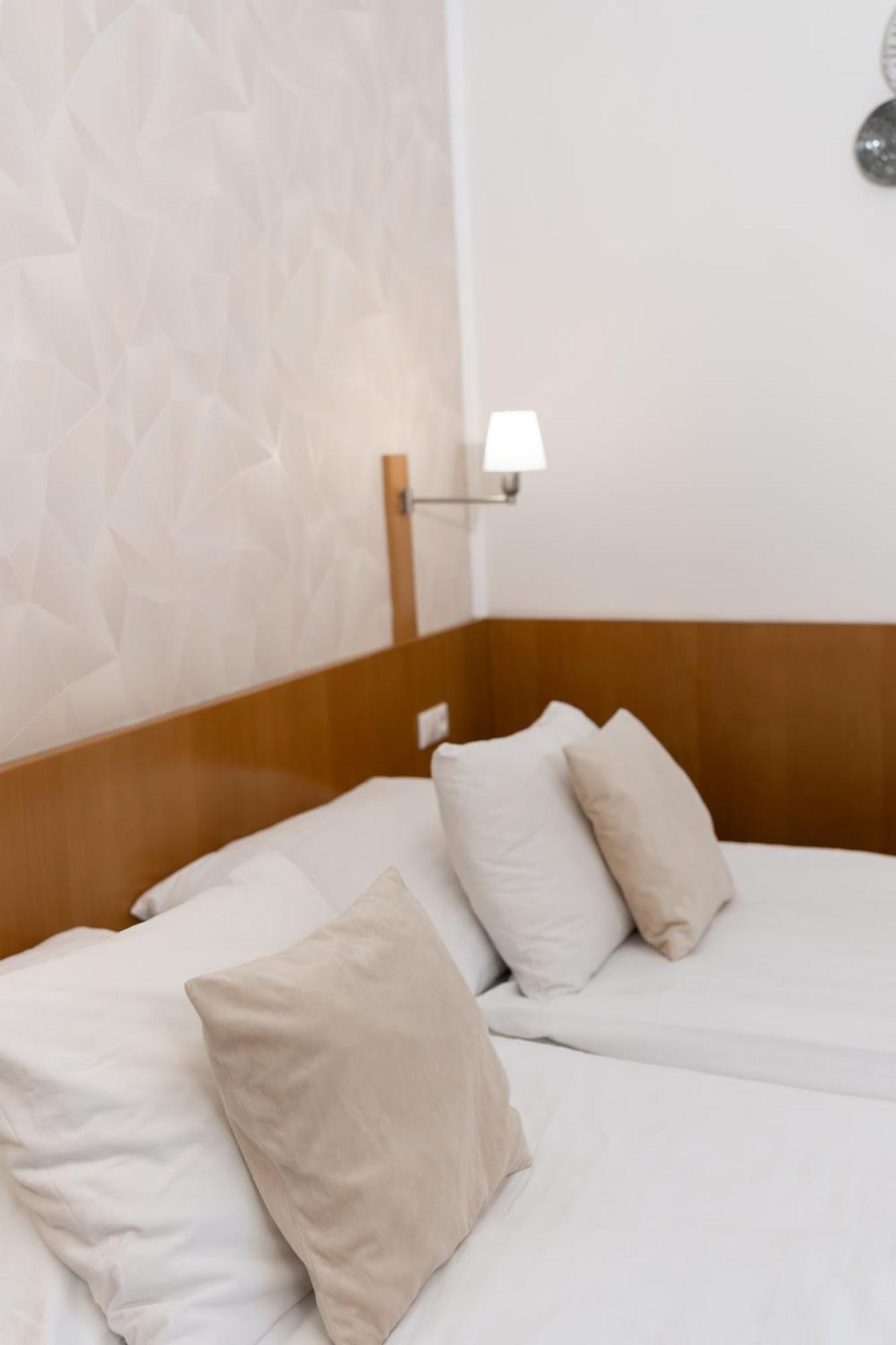 Hotel Apollon Litoměřice Eksteriør billede